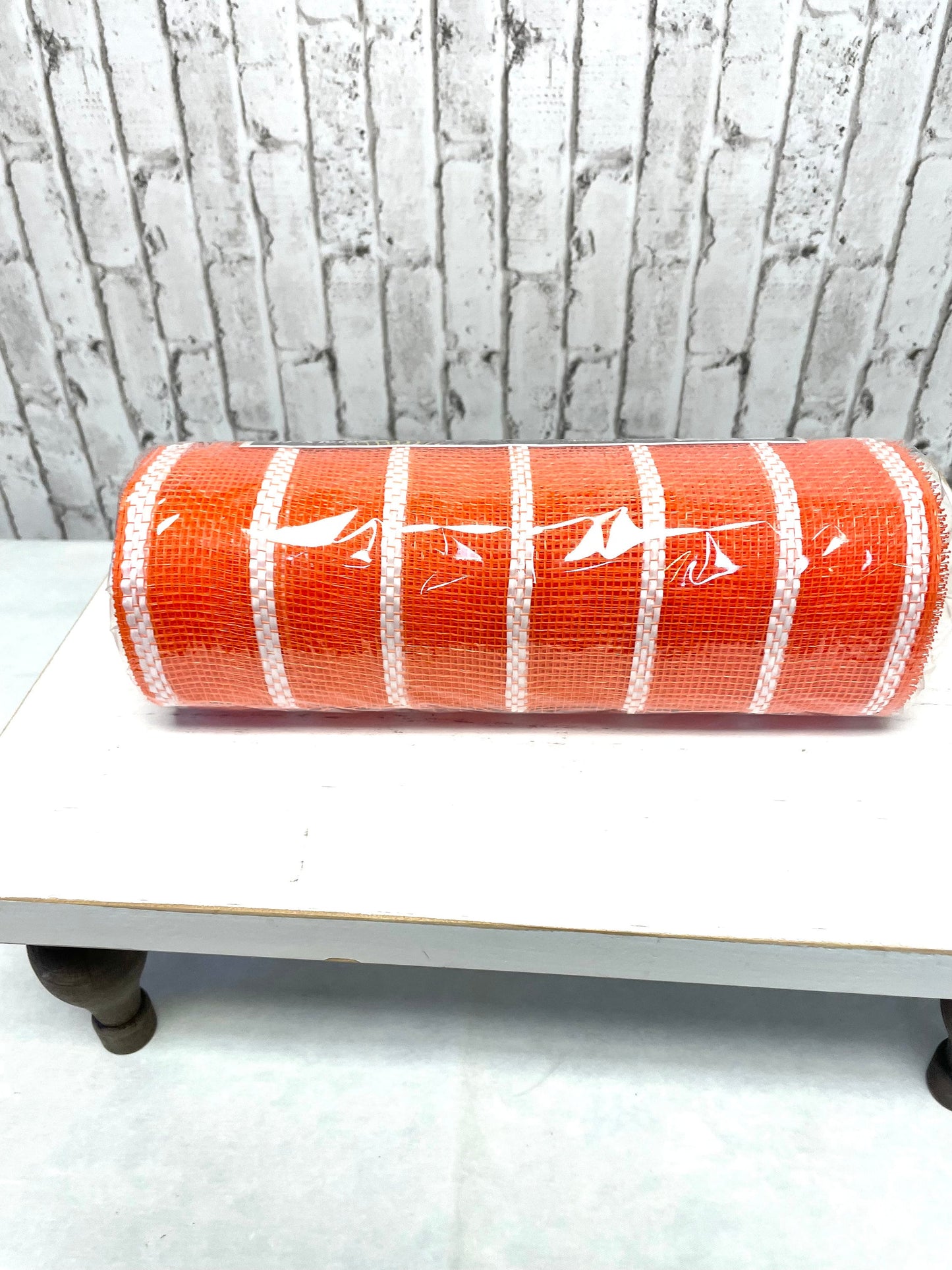 Orange mesh with white stripes, RE8903JJ
