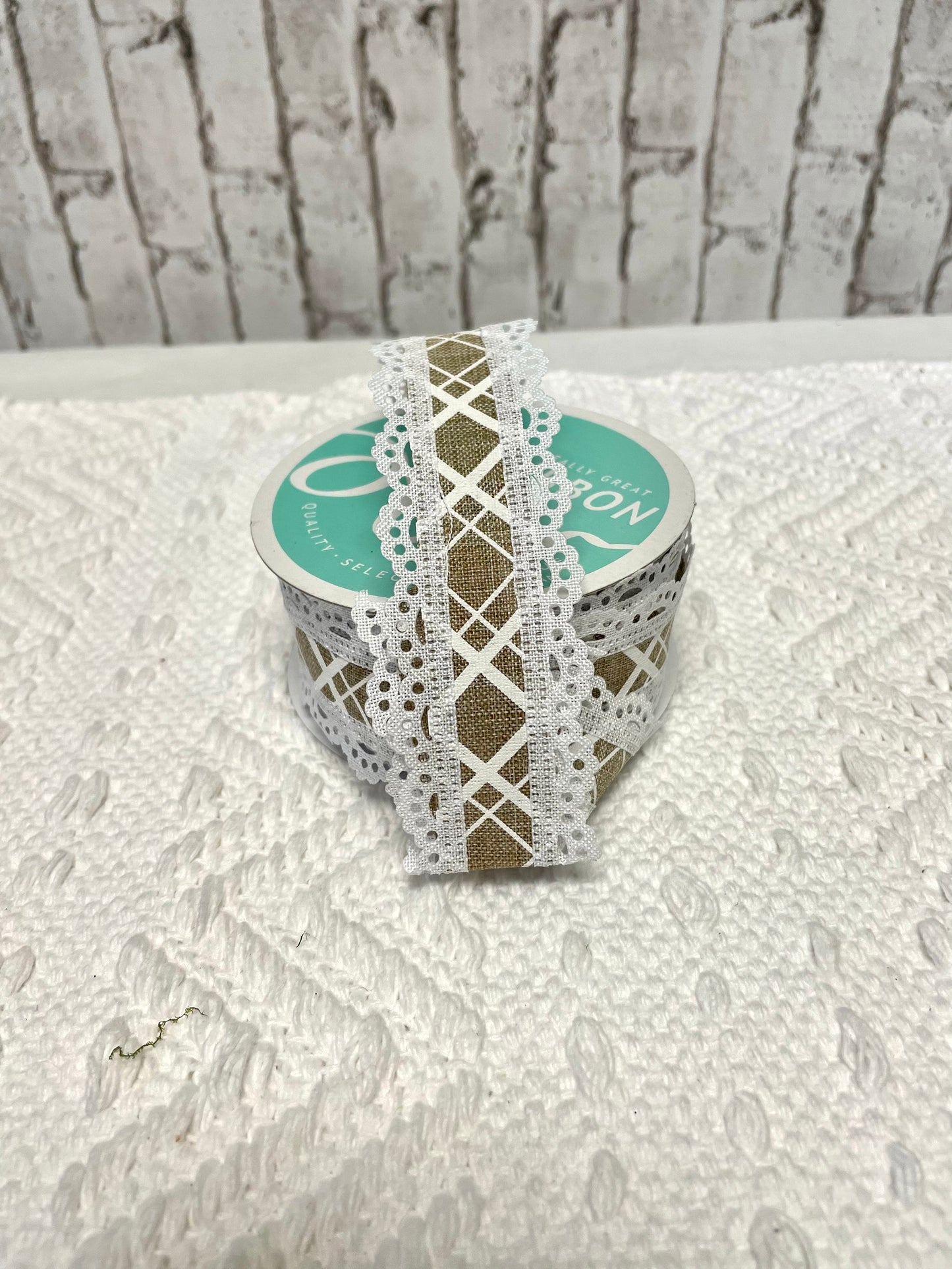 Natural line check burlap with lace ribbon, lace edge ribbon, RGA856501