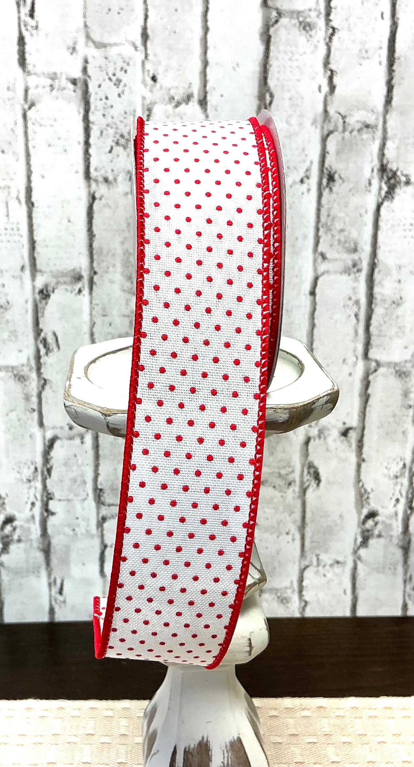 White with red dot ribbon, red wired edges, 1.5” x 10YD, RGC115627