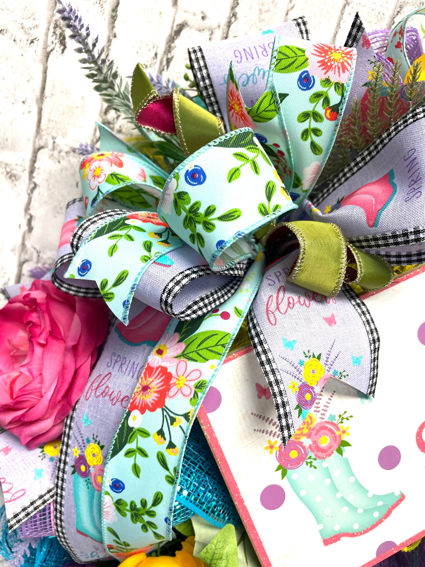 Spring wreath, spring decor, door wreath, door hanger, porch decor, Easter gift, housewarming gift, shipping included