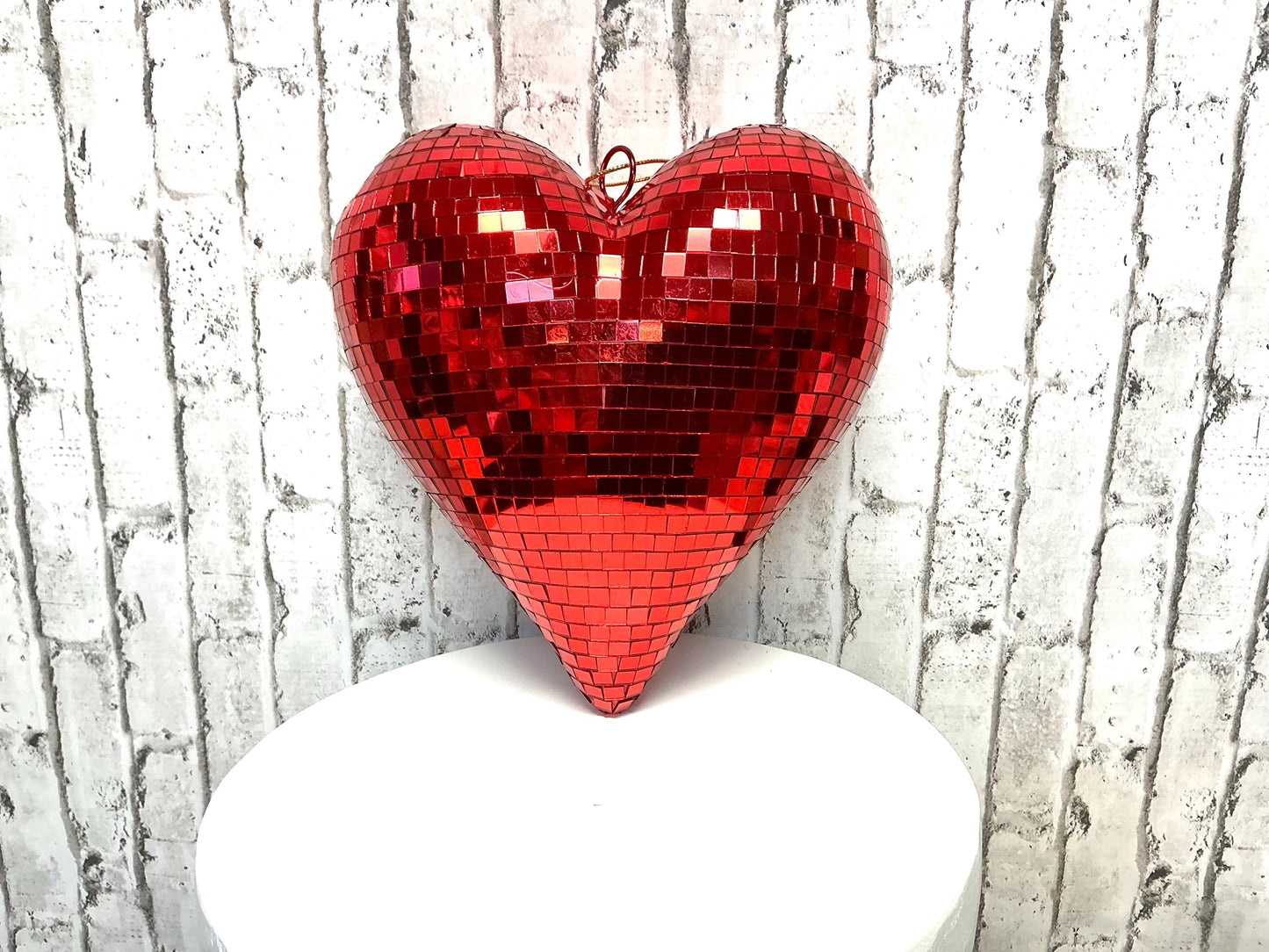 Red Heart mirror ball, 10”, CX093-02, Farrisilk