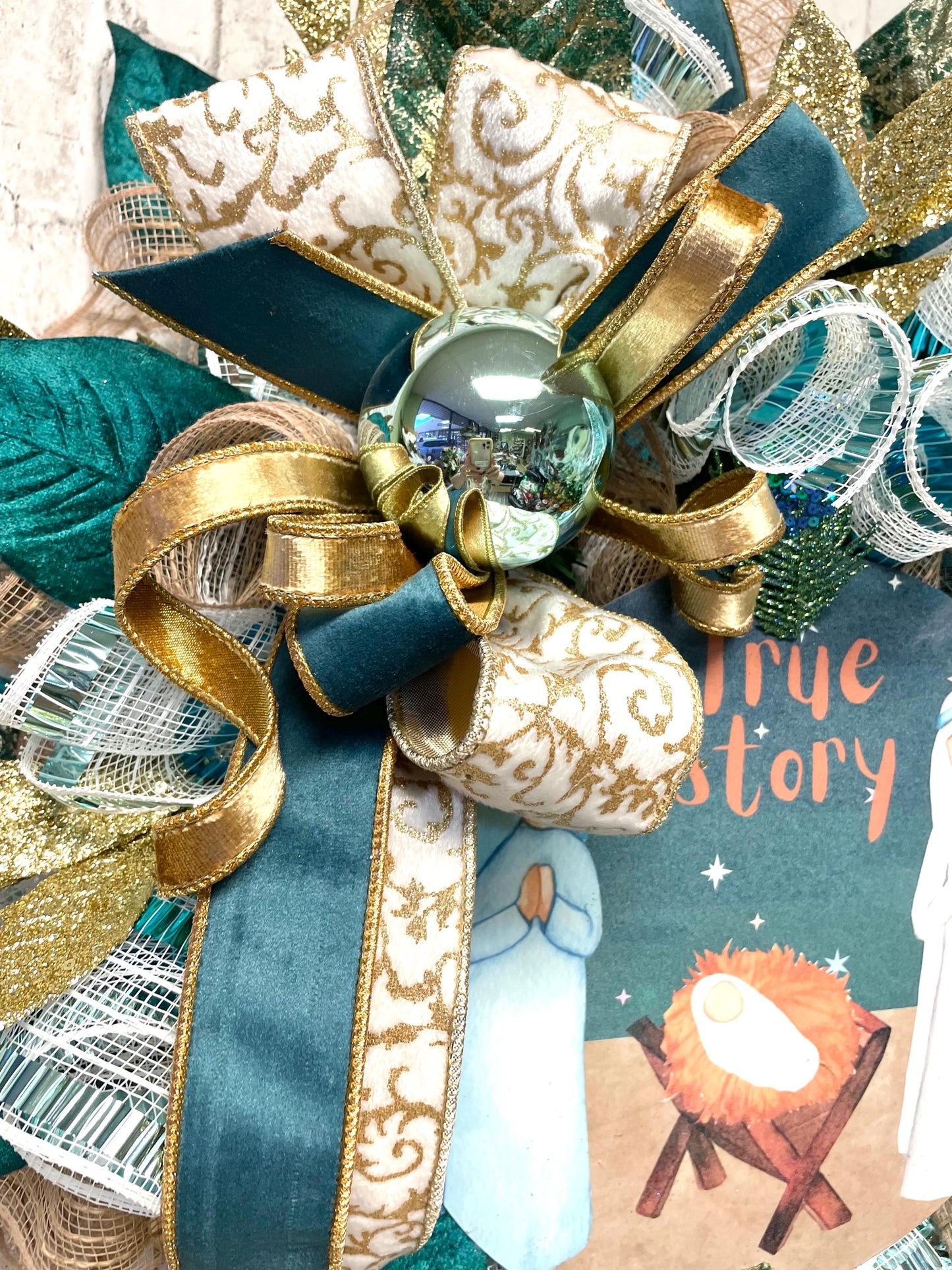 Christmas wreath, Nativity Christmas wreath, Nativity Christmas decor, religious Christmas wreath, religious wreath, free shipping