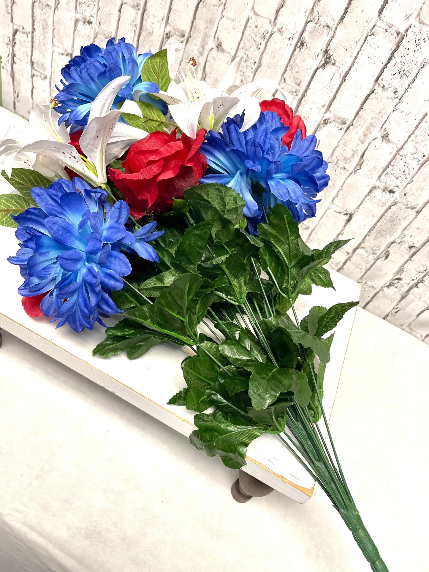 Patriotic silk bush, patriotic bush, patriotic cemetery silk flowers, 35121RWB,